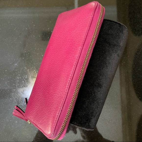 Gucci Embossed Logo SoHo Zippy Grain Leather large wallet Fuchsia pink - Picture 10 of 14